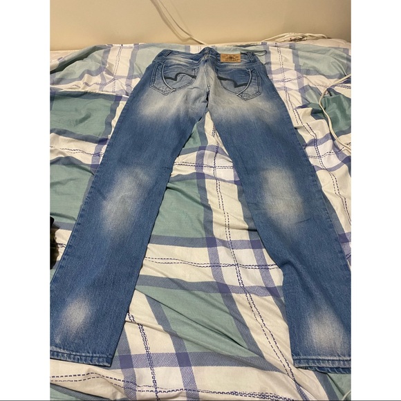 2 pairs of denim jeans size 32. They are all new - Picture 3 of 4